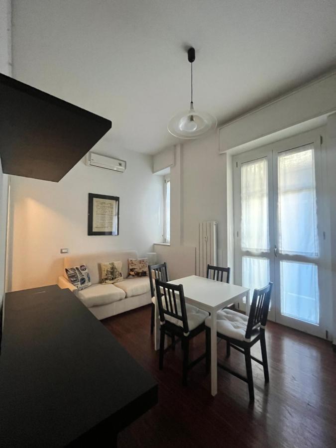 Bocconi Apartment Milan Exterior photo